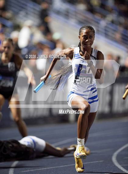 Thumbnail 1 in FHSAA Class 3A Final (4x400m) photogallery.