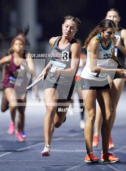 Thumbnail 2 in FHSAA Class 3A Final (4x400m) photogallery.
