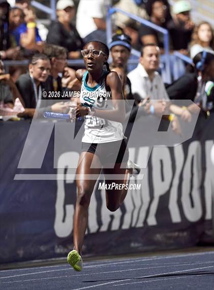 Thumbnail 2 in FHSAA Class 3A Final (4x400m) photogallery.
