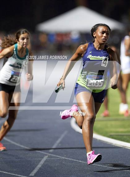 Thumbnail 3 in FHSAA Class 3A Final (4x400m) photogallery.