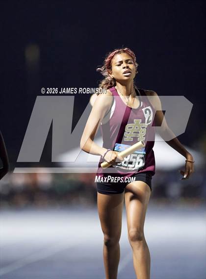 Thumbnail 2 in FHSAA Class 3A Final (4x400m) photogallery.