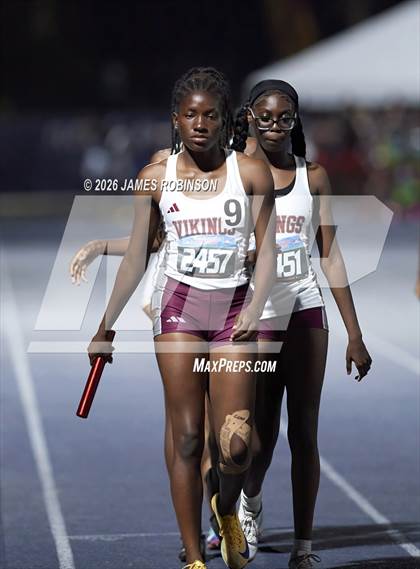 Thumbnail 3 in FHSAA Class 3A Final (4x400m) photogallery.