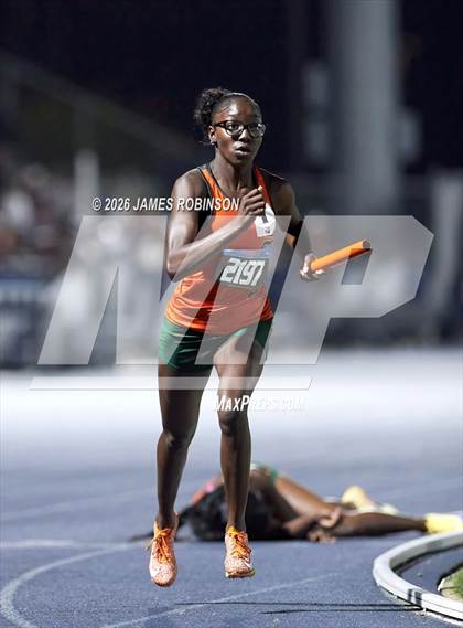 Thumbnail 3 in FHSAA Class 3A Final (4x400m) photogallery.