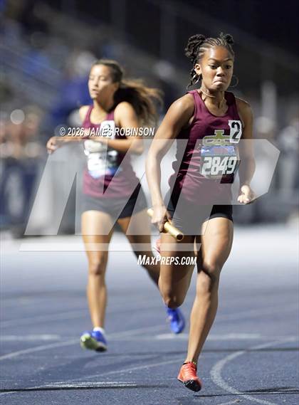 Thumbnail 2 in FHSAA Class 3A Final (4x400m) photogallery.