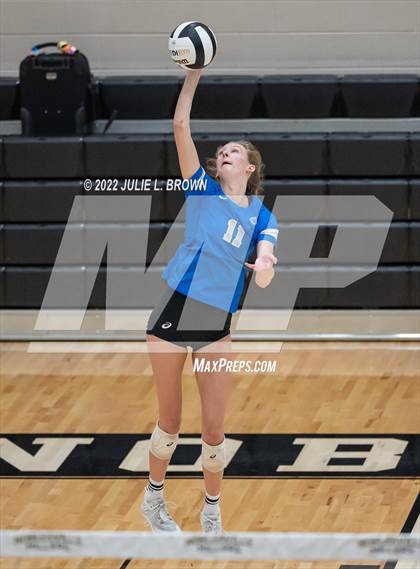 Thumbnail 3 in Hamilton Southeastern vs. McCutcheon (IHSAA 4A Regional final) photogallery.