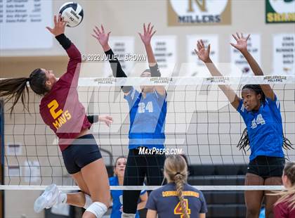 Thumbnail 3 in Hamilton Southeastern vs. McCutcheon (IHSAA 4A Regional final) photogallery.
