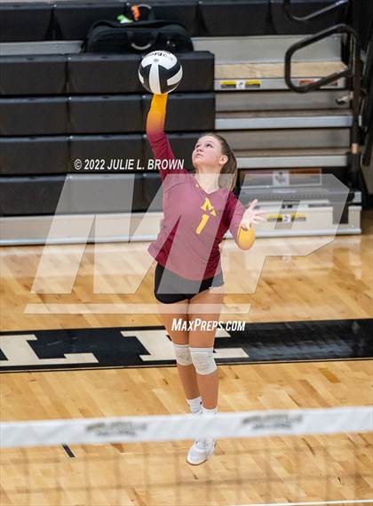 Thumbnail 3 in Hamilton Southeastern vs. McCutcheon (IHSAA 4A Regional final) photogallery.