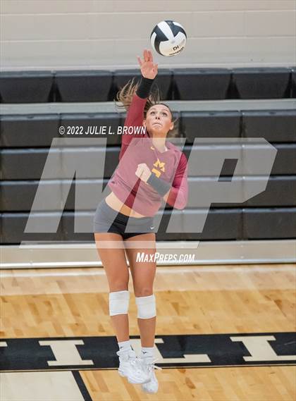 Thumbnail 3 in Hamilton Southeastern vs. McCutcheon (IHSAA 4A Regional final) photogallery.