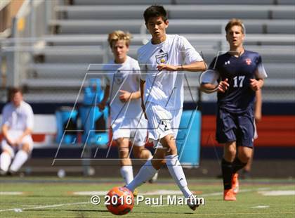 Thumbnail 2 in Fremd vs. Oswego photogallery.