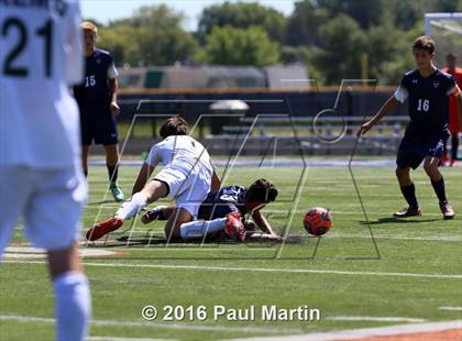 Thumbnail 2 in Fremd vs. Oswego photogallery.