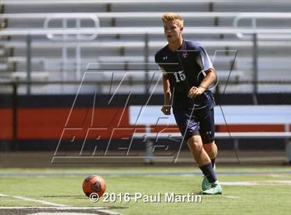 Thumbnail 2 in Fremd vs. Oswego photogallery.