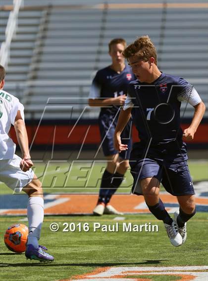 Thumbnail 3 in Fremd vs. Oswego photogallery.