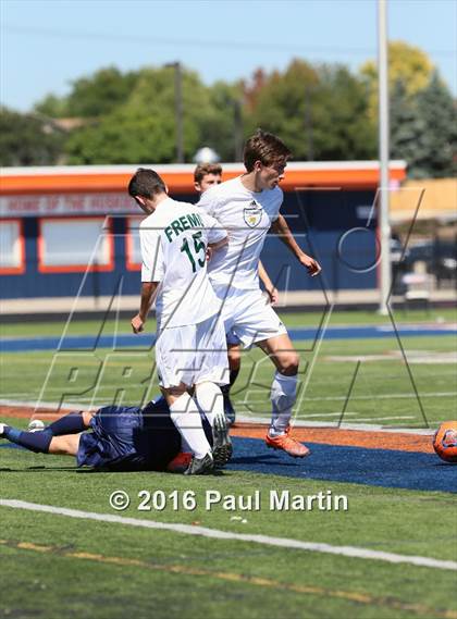 Thumbnail 3 in Fremd vs. Oswego photogallery.