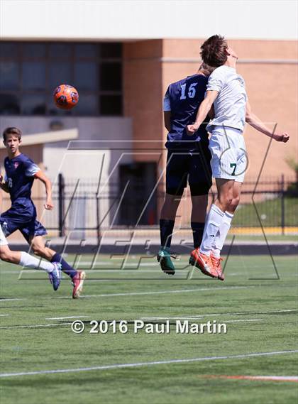 Thumbnail 1 in Fremd vs. Oswego photogallery.