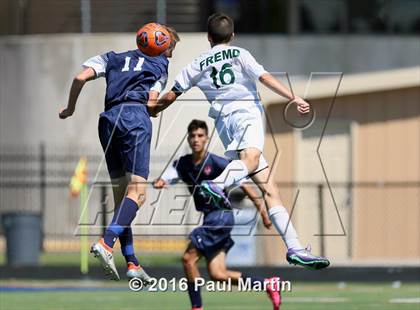 Thumbnail 2 in Fremd vs. Oswego photogallery.