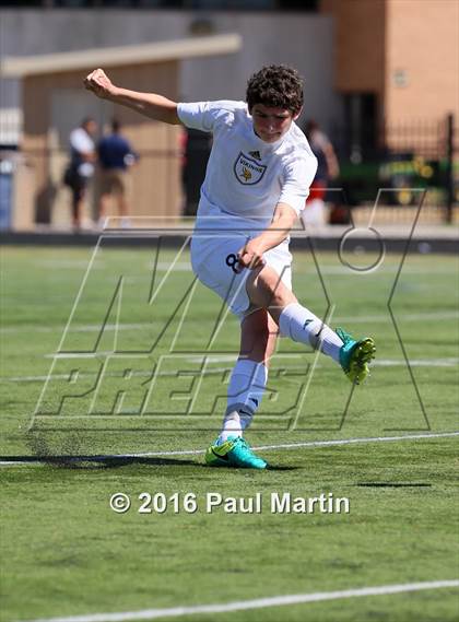 Thumbnail 3 in Fremd vs. Oswego photogallery.