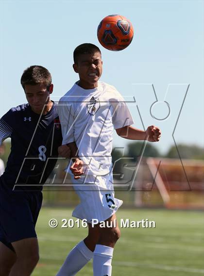 Thumbnail 1 in Fremd vs. Oswego photogallery.