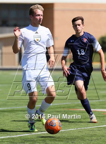Thumbnail 1 in Fremd vs. Oswego photogallery.