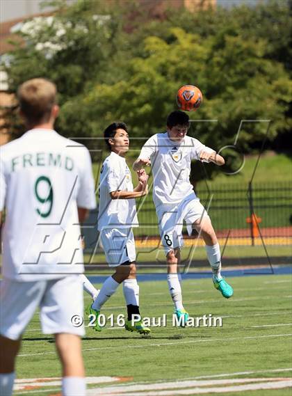 Thumbnail 3 in Fremd vs. Oswego photogallery.