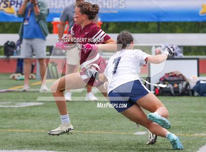 Thumbnail 3 in Plainview-Old Bethpage JFK vs. Scarsdale (NYSPHSAA Division 1 Final) photogallery.