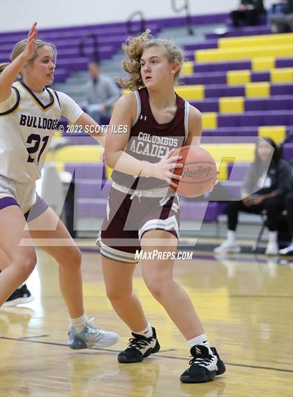 Thumbnail 2 in Columbus Academy vs Bloom-Carroll photogallery.