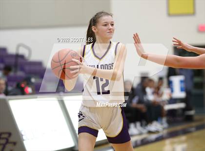 Thumbnail 3 in Columbus Academy vs Bloom-Carroll photogallery.