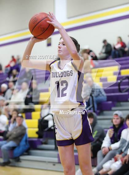 Thumbnail 2 in Columbus Academy vs Bloom-Carroll photogallery.