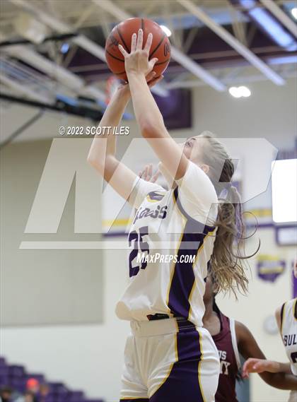 Thumbnail 1 in Columbus Academy vs Bloom-Carroll photogallery.
