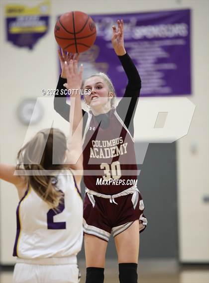 Thumbnail 2 in Columbus Academy vs Bloom-Carroll photogallery.