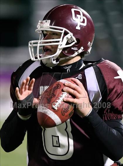 Thumbnail 1 in Binghamton vs. Orchard Park (NYSPHSAA Class AA West Final) photogallery.