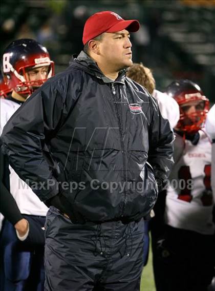 Thumbnail 1 in Binghamton vs. Orchard Park (NYSPHSAA Class AA West Final) photogallery.