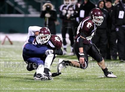Thumbnail 2 in Binghamton vs. Orchard Park (NYSPHSAA Class AA West Final) photogallery.