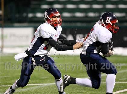 Thumbnail 1 in Binghamton vs. Orchard Park (NYSPHSAA Class AA West Final) photogallery.