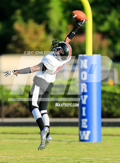 Thumbnail 2 in Churchland @ Norview photogallery.