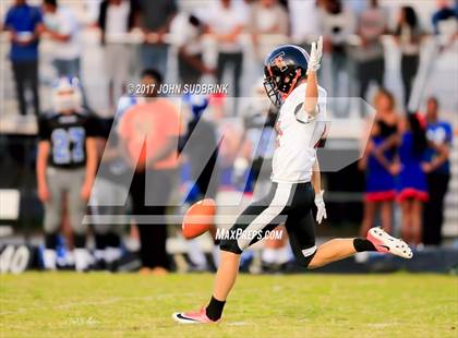 Thumbnail 1 in Churchland @ Norview photogallery.