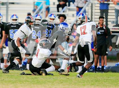 Thumbnail 1 in Churchland @ Norview photogallery.