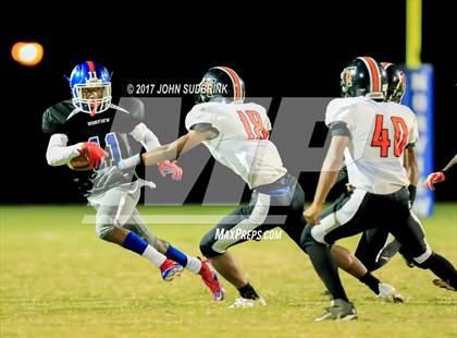 Thumbnail 1 in Churchland @ Norview photogallery.