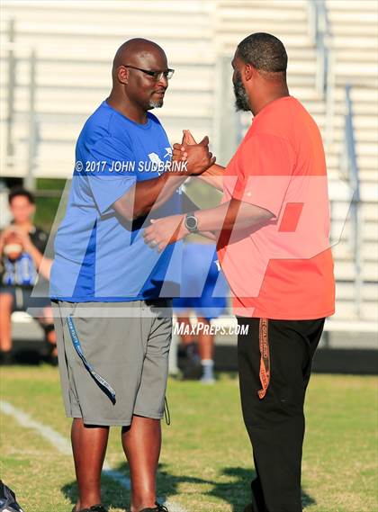 Thumbnail 2 in Churchland @ Norview photogallery.