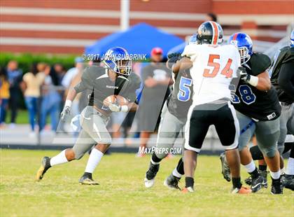 Thumbnail 2 in Churchland @ Norview photogallery.