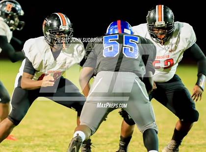 Thumbnail 3 in Churchland @ Norview photogallery.