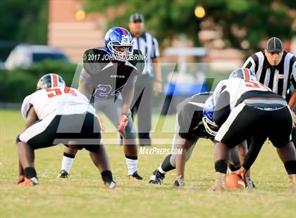 Thumbnail 1 in Churchland @ Norview photogallery.
