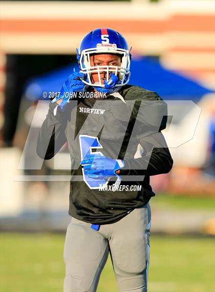 Thumbnail 1 in Churchland @ Norview photogallery.