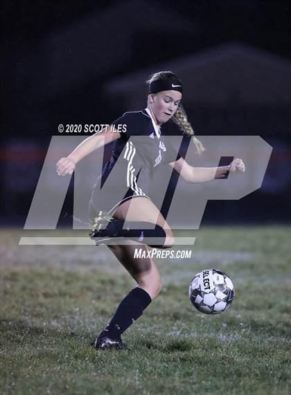 Thumbnail 2 in Bloom-Carroll vs Amanda-Clearcreek photogallery.