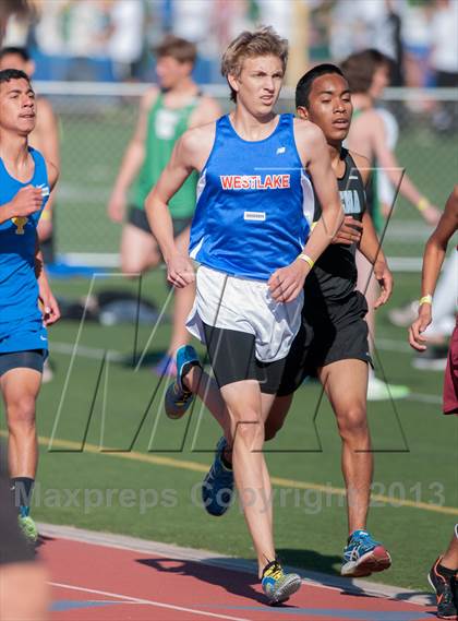 Thumbnail 1 in Ventura Invitational  4X1600 Relay photogallery.