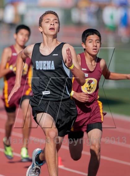 Thumbnail 2 in Ventura Invitational  4X1600 Relay photogallery.