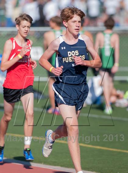 Thumbnail 2 in Ventura Invitational  4X1600 Relay photogallery.
