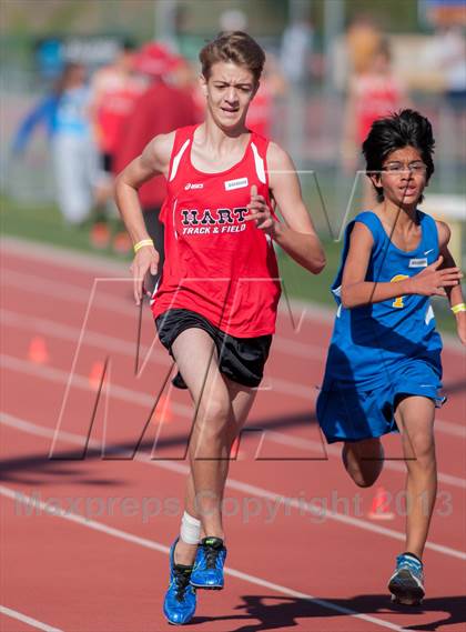 Thumbnail 1 in Ventura Invitational  4X1600 Relay photogallery.