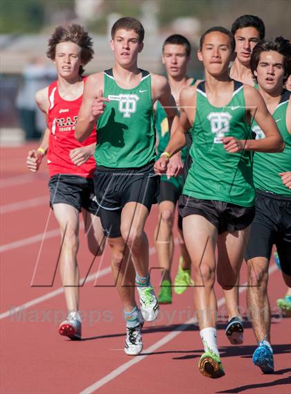 Thumbnail 1 in Ventura Invitational  4X1600 Relay photogallery.