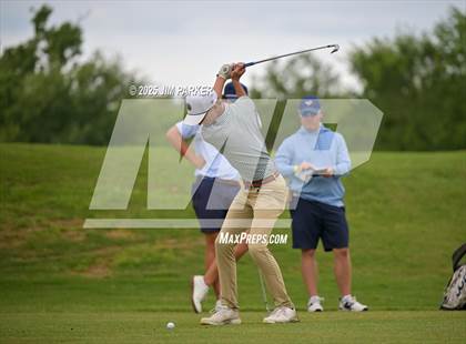 Thumbnail 1 in UIL 6A Boys Golf Finals (Round 1) photogallery.