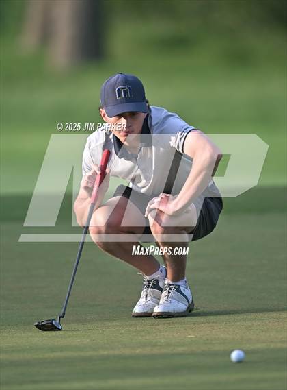Thumbnail 3 in UIL 6A Boys Golf Finals (Round 1) photogallery.